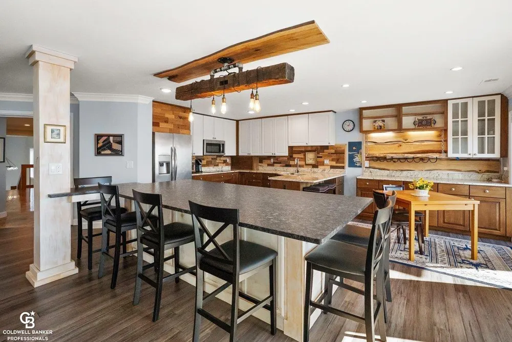 26031 harbour pointe dr n Drive Harrison Charter Township, MI 48045