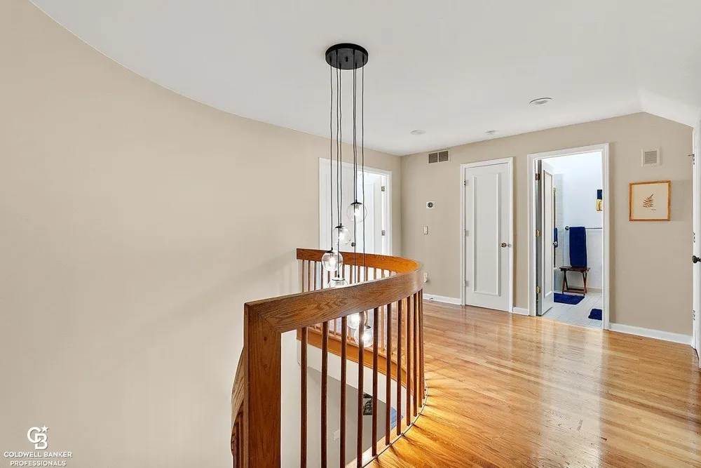 26031 harbour pointe dr n Drive Harrison Charter Township, MI 48045