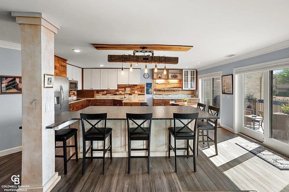 26031 harbour pointe dr n Drive Harrison Charter Township, MI 48045