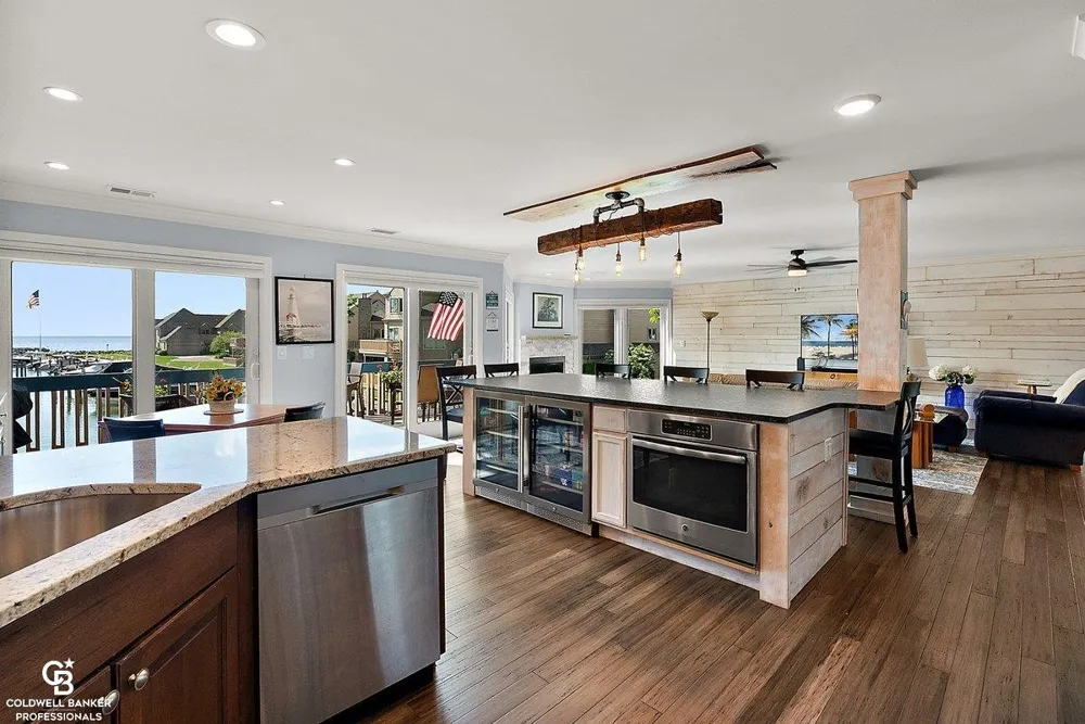 26031 harbour pointe dr n Drive Harrison Charter Township, MI 48045