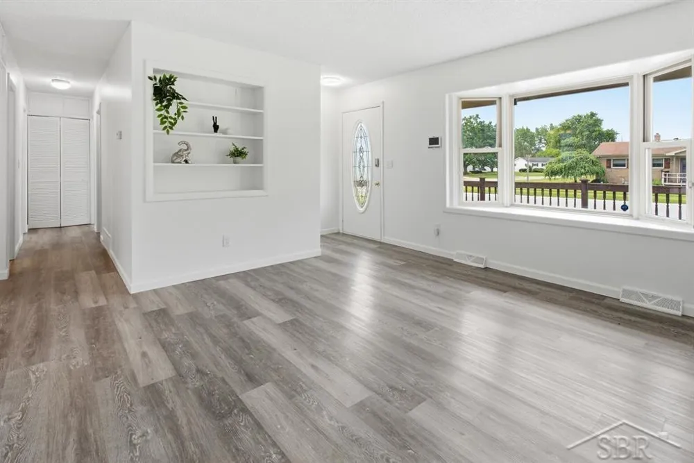 708 Piper Drive Carrollton Township, MI 48604