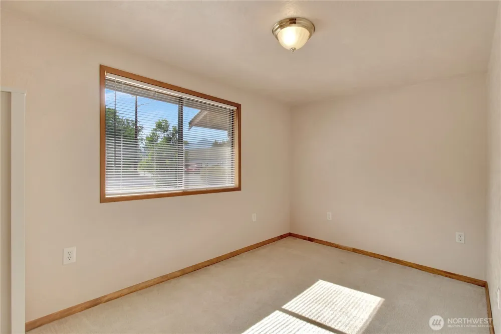 930 Commercial Avenue Darrington, WA 98241