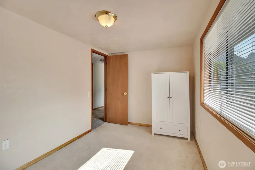 930 Commercial Avenue Darrington, WA 98241