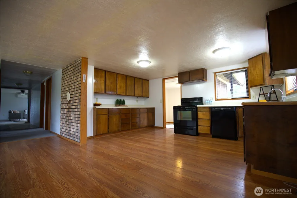 930 Commercial Avenue Darrington, WA 98241