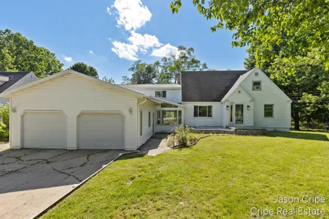 503 Northland Court NE