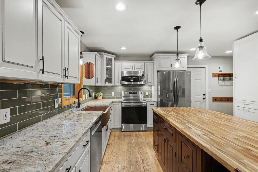 6069 Stout Creek Avenue NE Cannon Township, MI 49306