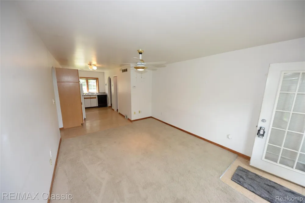 280 Hutton Street Northville City, MI 48167