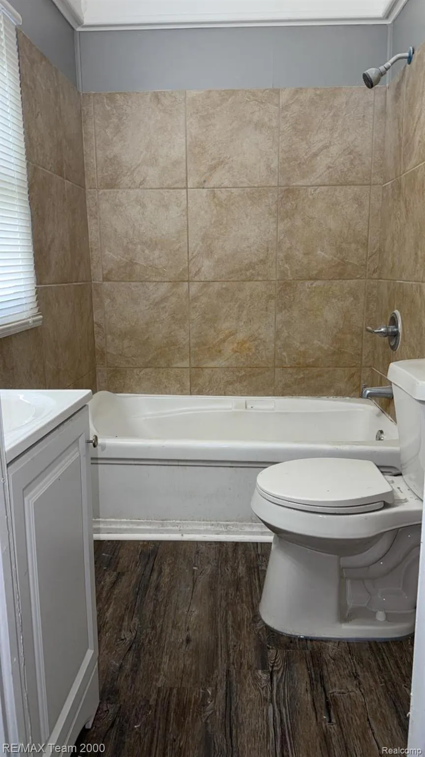 7128 Cherokee Avenue Taylor City, MI 48180