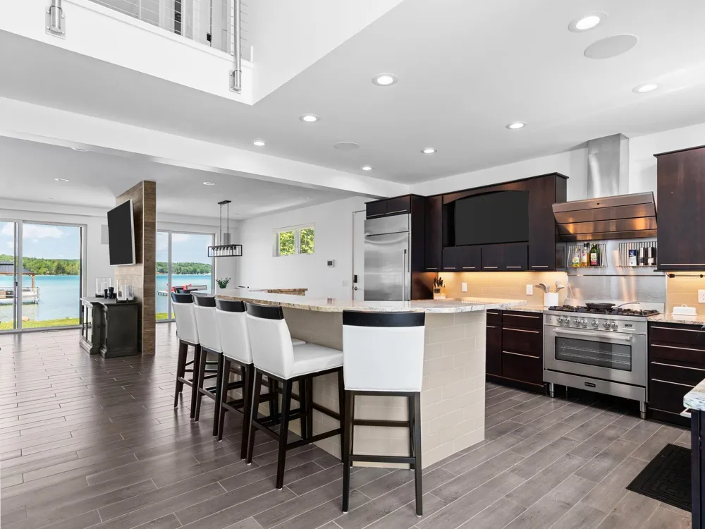 7586 Crystal Beach Road Clearwater Township, MI 49676