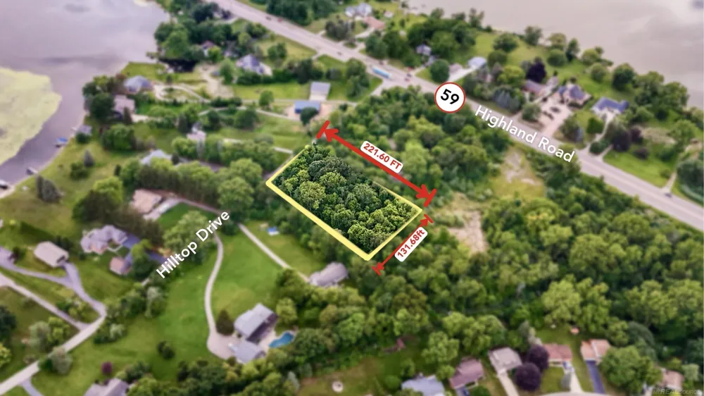 Hilltop Drive White Lake Charter Township, MI 48386