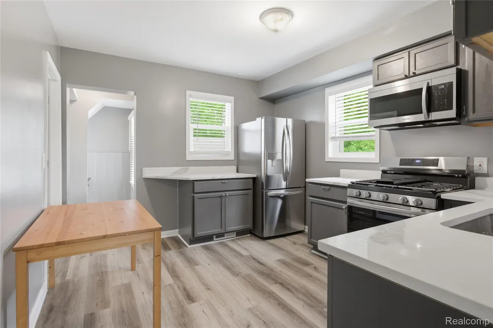 23060 Bernard Street #Lower Unit Taylor City, MI 48180