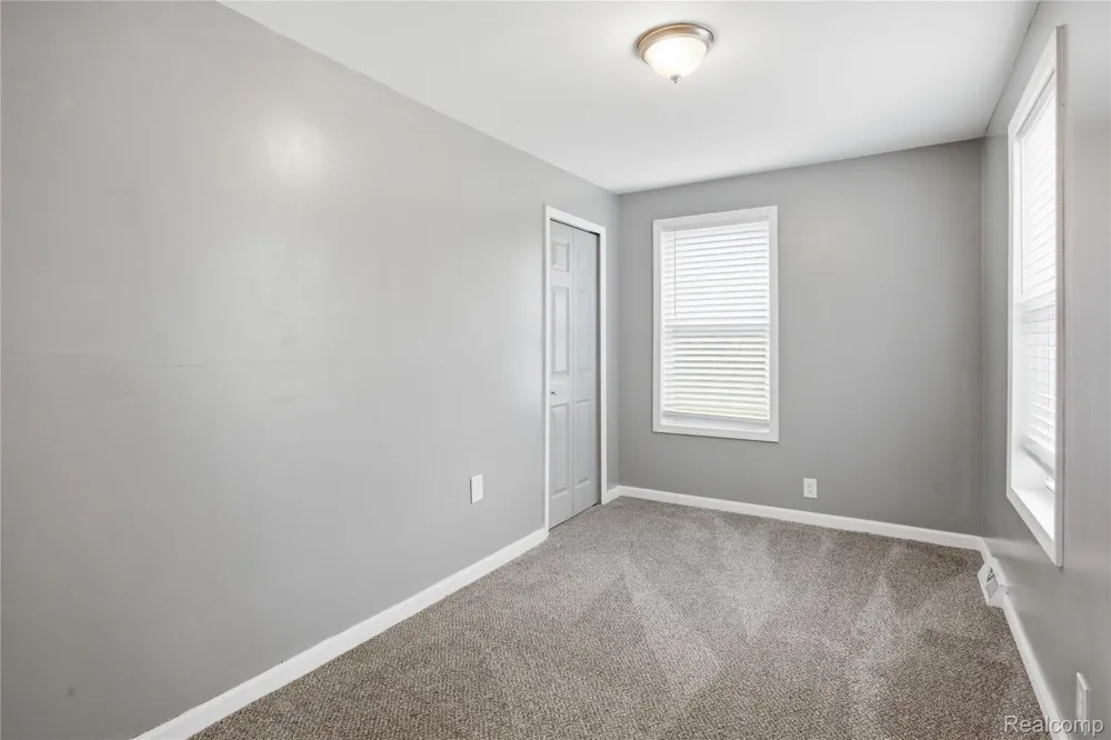 23060 Bernard Street #Lower Unit Taylor City, MI 48180