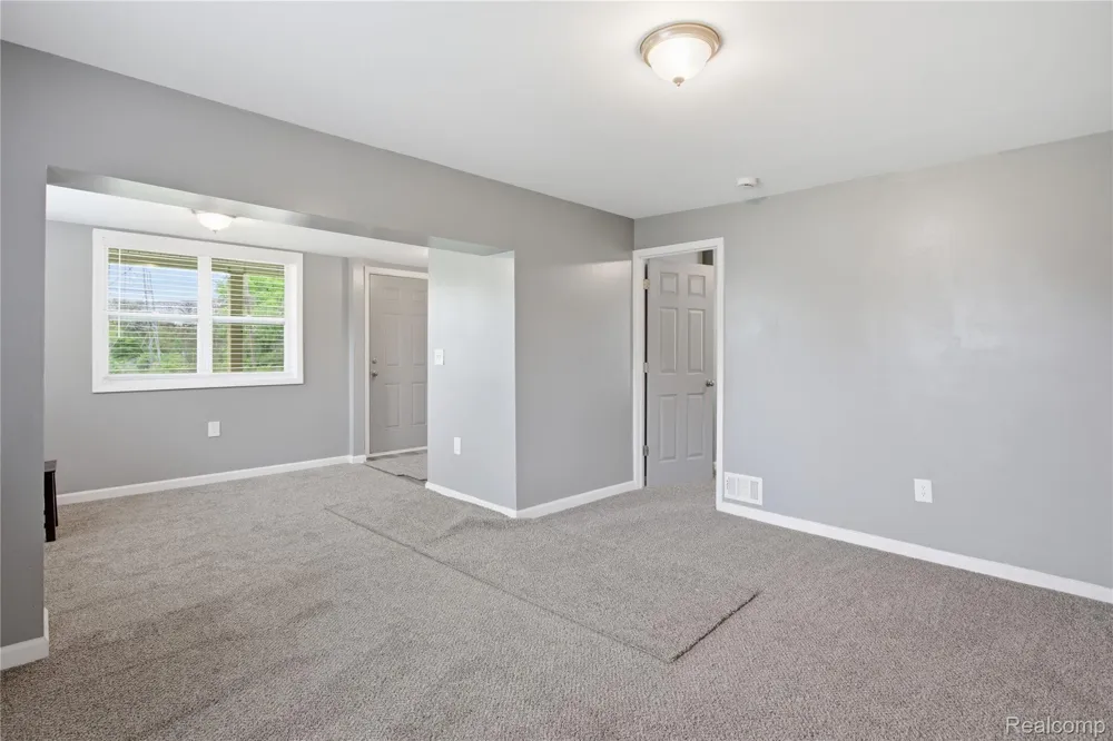 23060 Bernard Street #Lower Unit Taylor City, MI 48180