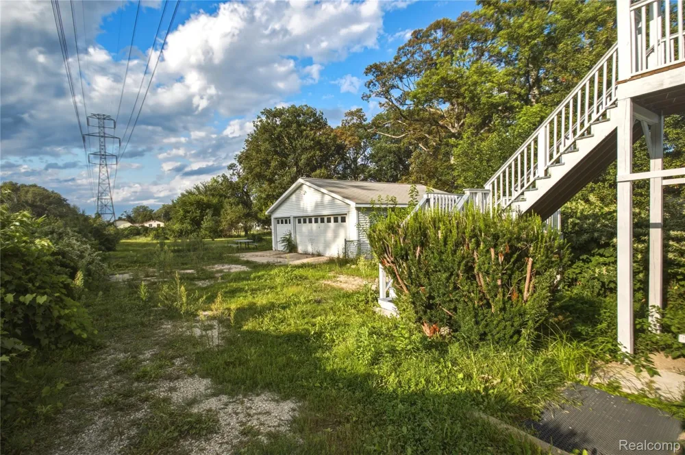 23060 Bernard Street #Lower Unit Taylor City, MI 48180