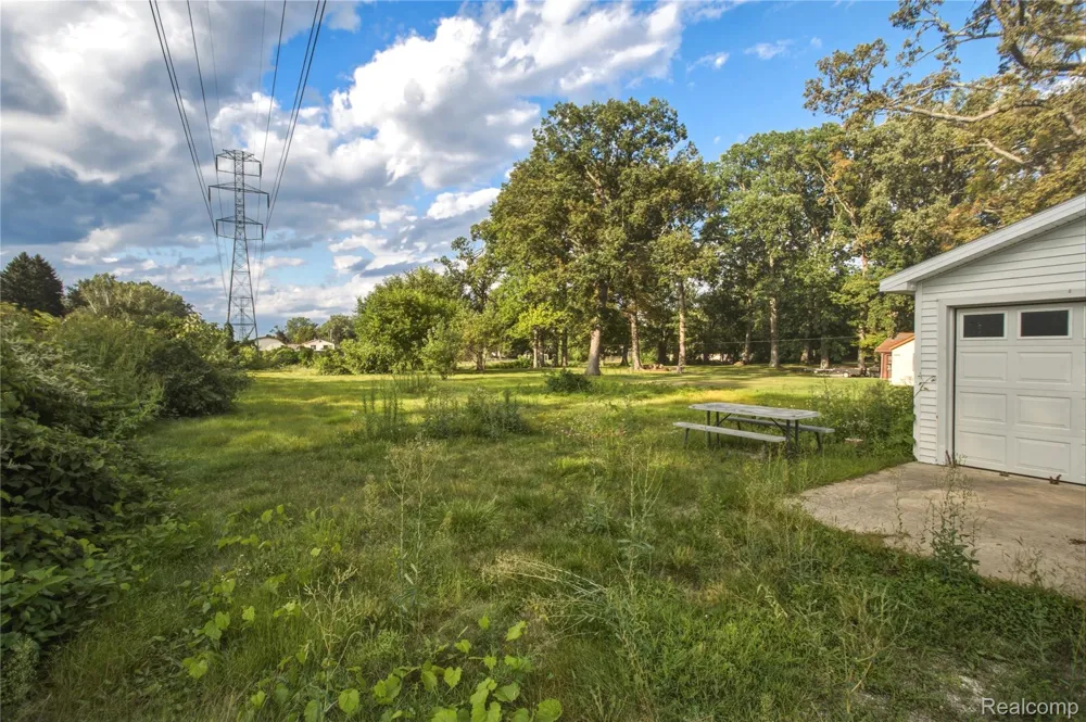 23060 Bernard Street #Lower Unit Taylor City, MI 48180