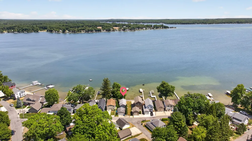 290 Park Street Rollin Township, MI 49253