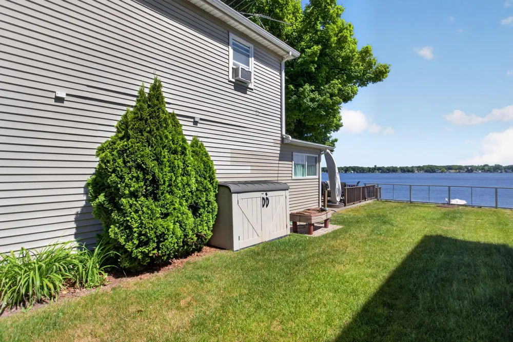 290 Park Street Rollin Township, MI 49253