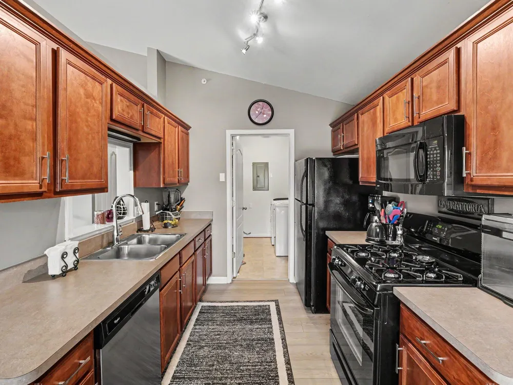 404 Riversedge Drive Saline Township, MI 48176