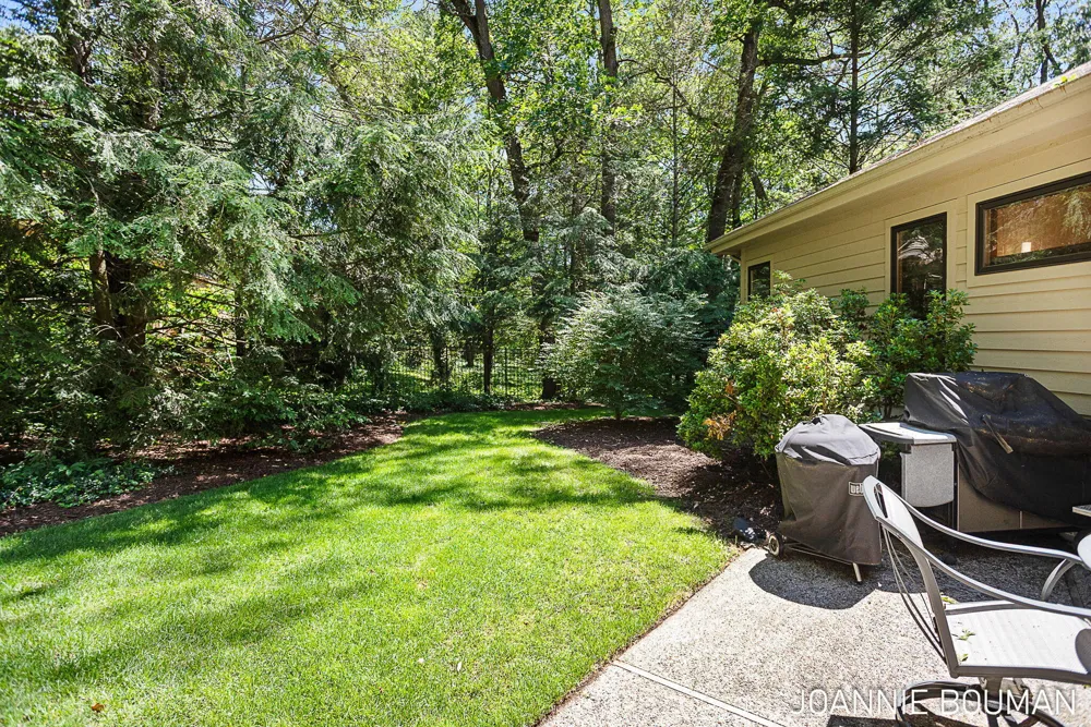 792 Pine Bay Avenue Park Township, MI 49424