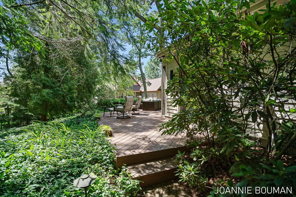 792 Pine Bay Avenue Park Township, MI 49424