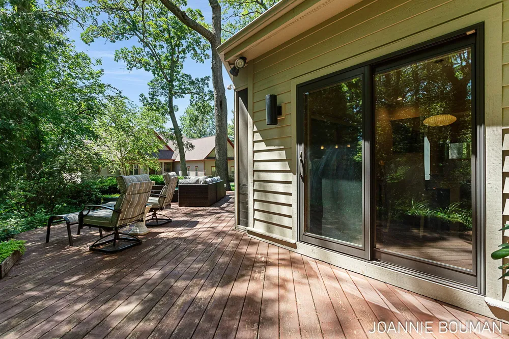 792 Pine Bay Avenue Park Township, MI 49424
