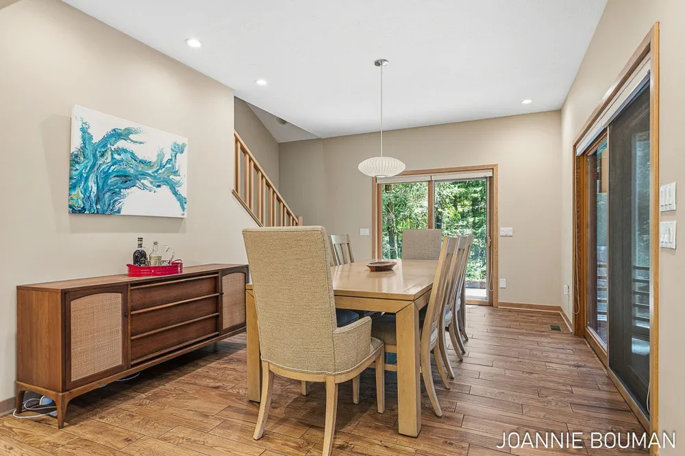 792 Pine Bay Avenue Park Township, MI 49424