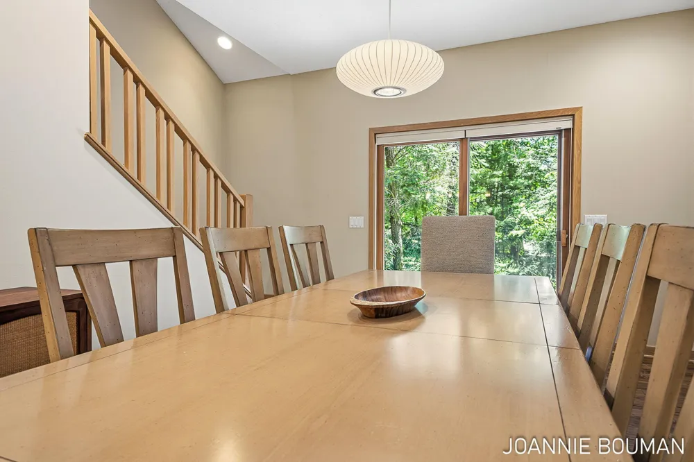 792 Pine Bay Avenue Park Township, MI 49424