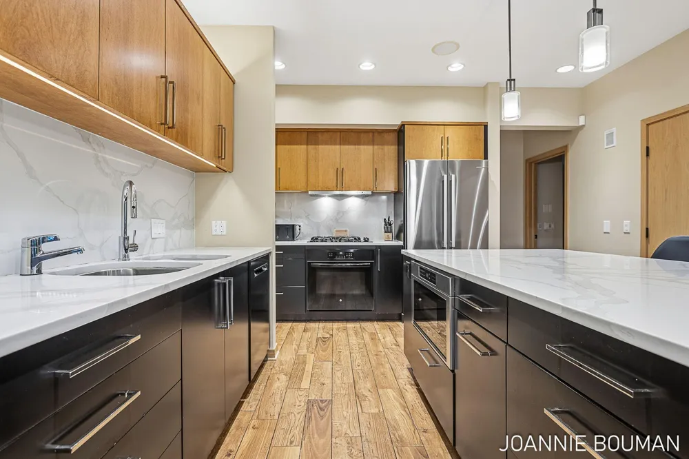 792 Pine Bay Avenue Park Township, MI 49424