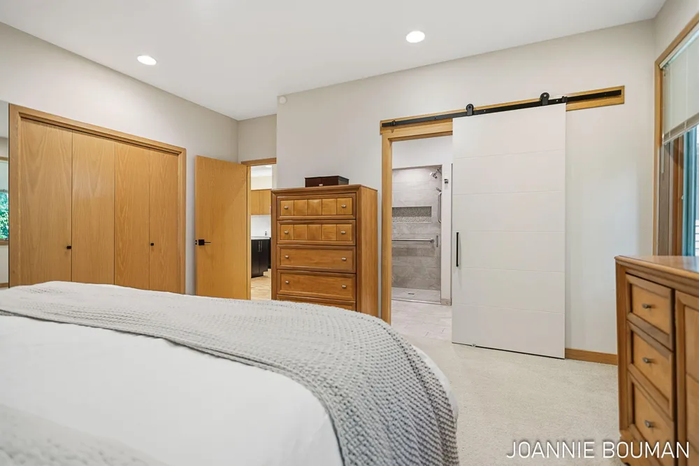 792 Pine Bay Avenue Park Township, MI 49424