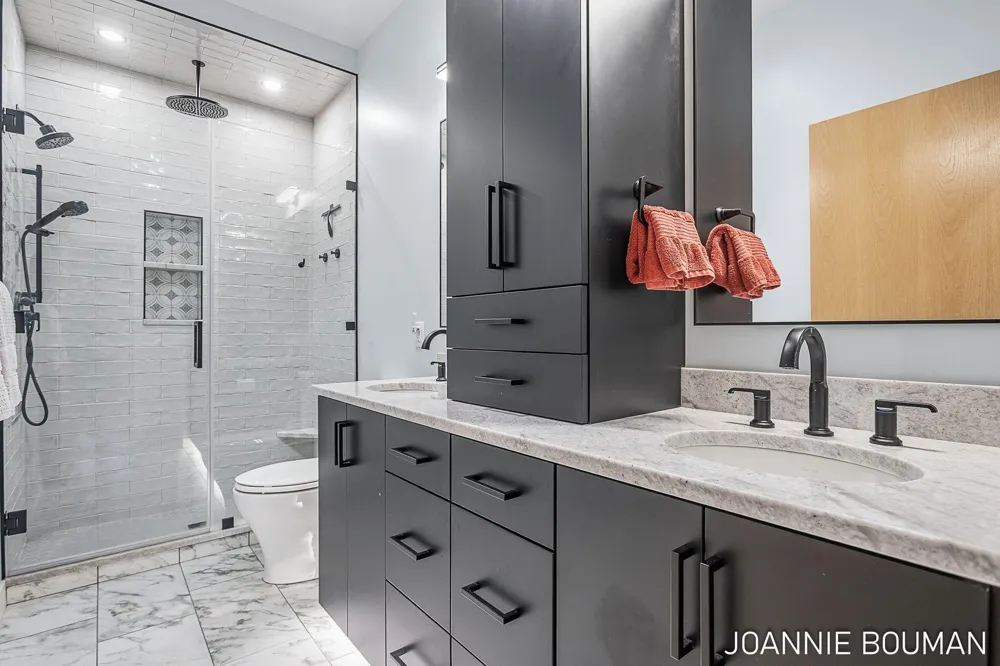 792 Pine Bay Avenue Park Township, MI 49424