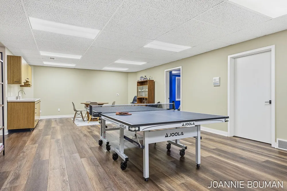 792 Pine Bay Avenue Park Township, MI 49424