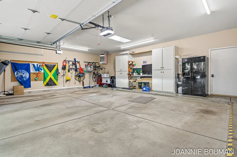 792 Pine Bay Avenue Park Township, MI 49424