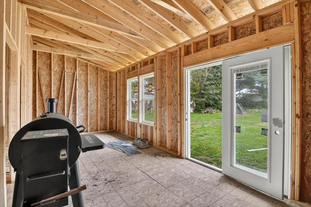 707 Lowell Avenue Blackman Charter Township, MI 49202