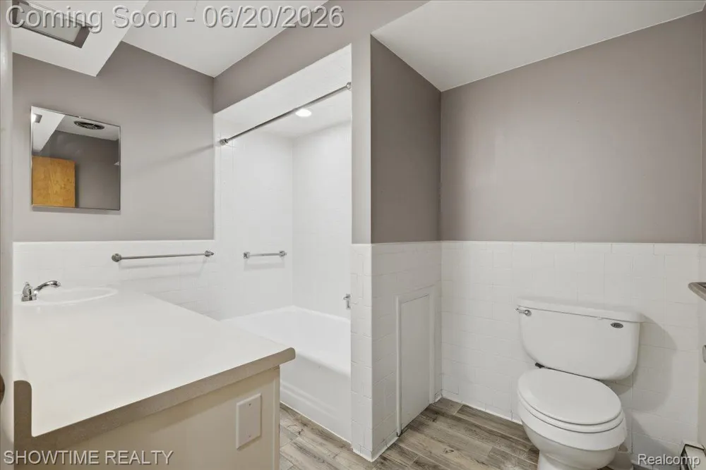 1661 Madeline Drive Lapeer Township, MI 48446