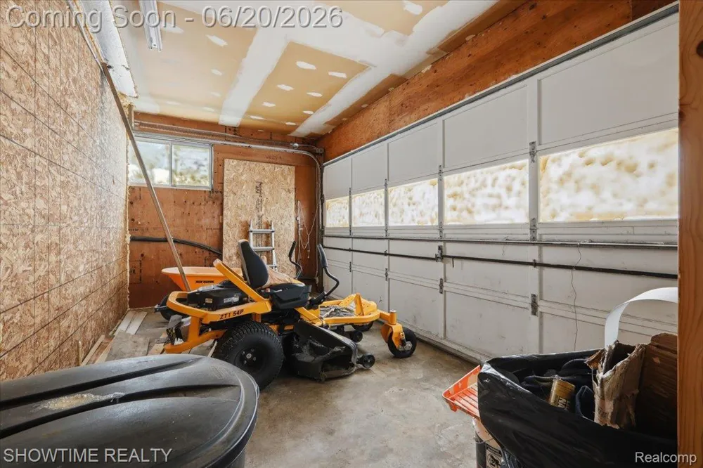 1661 Madeline Drive Lapeer Township, MI 48446