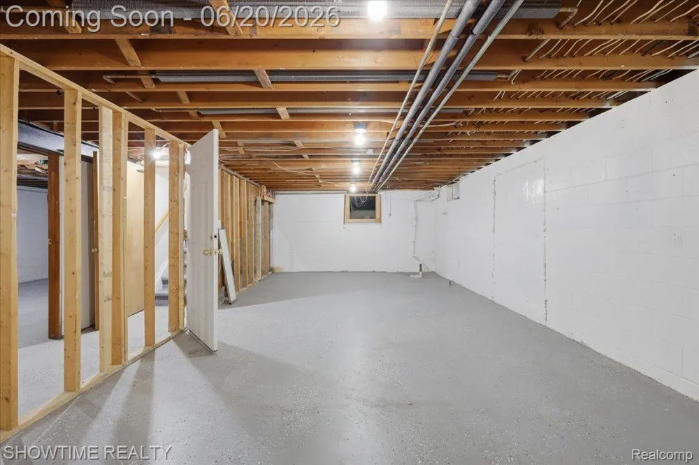 1661 Madeline Drive Lapeer Township, MI 48446