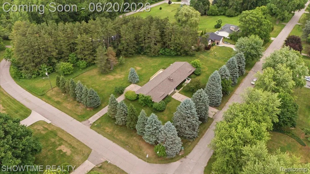 1661 Madeline Drive Lapeer Township, MI 48446