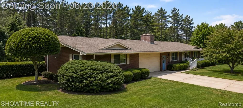 1661 Madeline Drive Lapeer Township, MI 48446