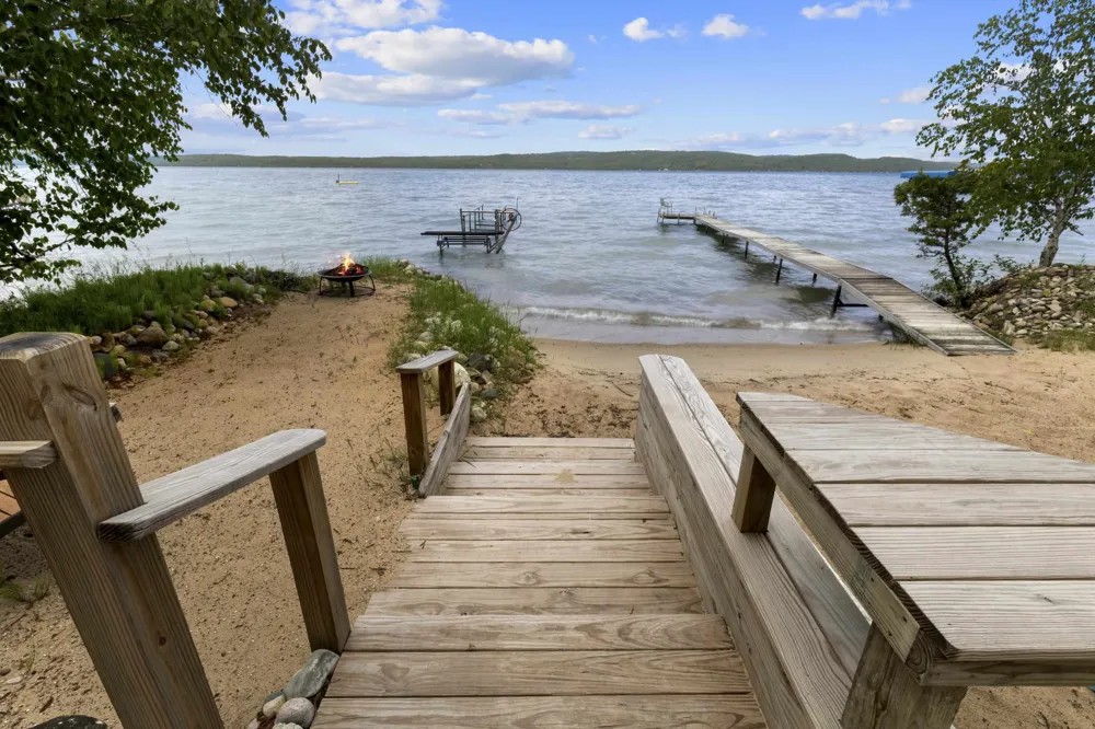4354 Crystal Drive Lake Township, MI 49617