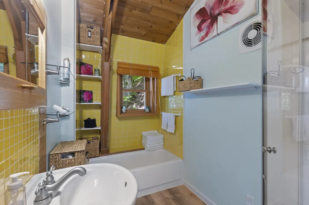 4354 Crystal Drive Lake Township, MI 49617