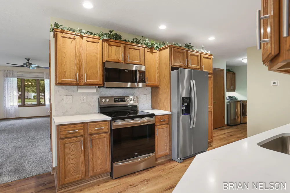 205 Parkside Drive Zeeland City, MI 49464