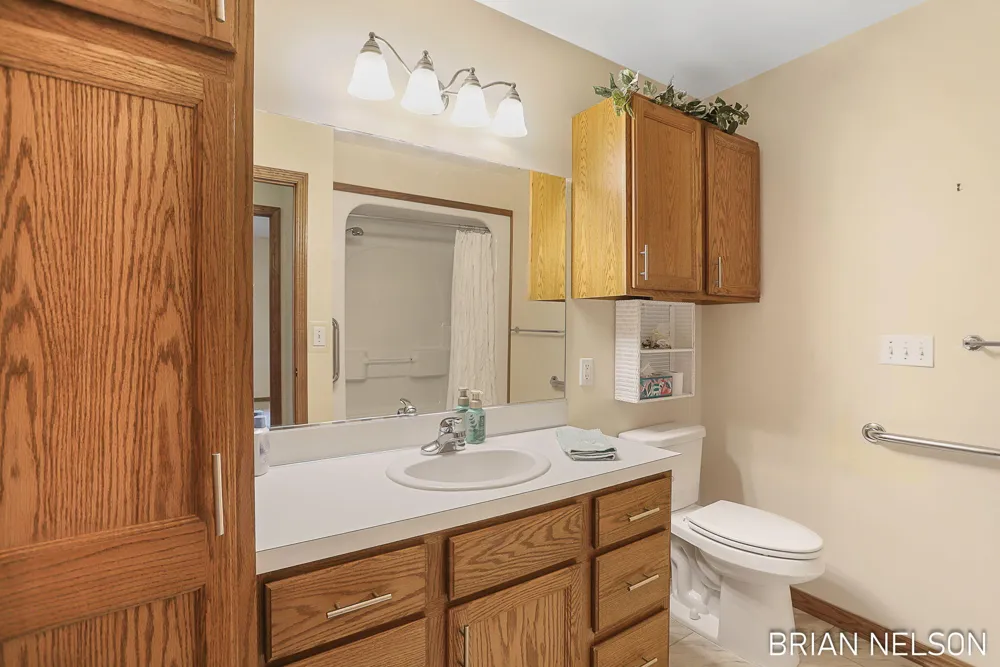 205 Parkside Drive Zeeland City, MI 49464