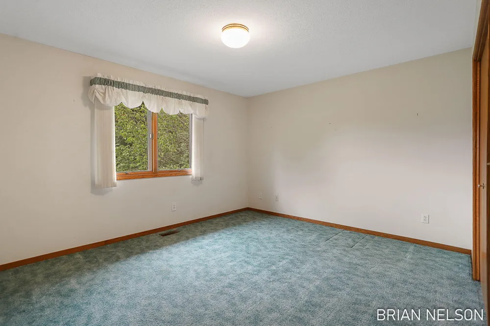 205 Parkside Drive Zeeland City, MI 49464