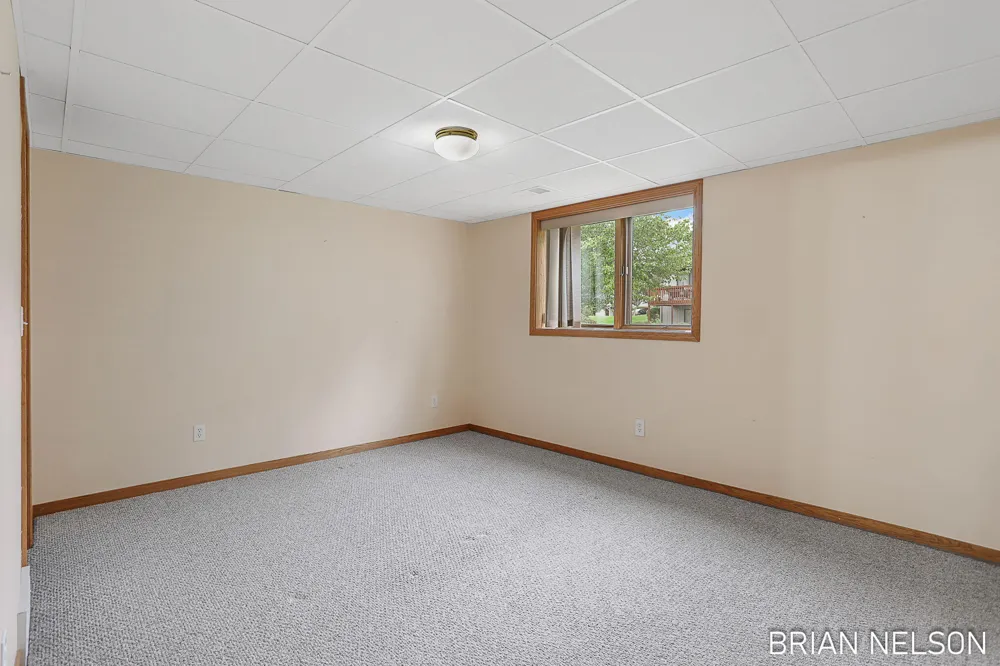 205 Parkside Drive Zeeland City, MI 49464