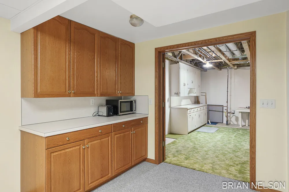 205 Parkside Drive Zeeland City, MI 49464
