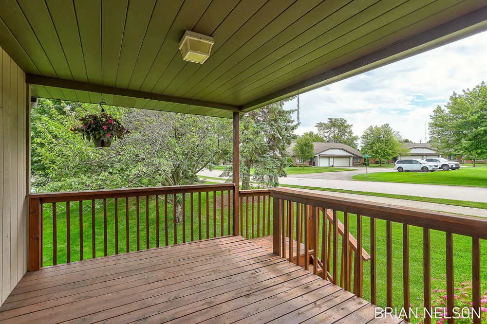 205 Parkside Drive Zeeland City, MI 49464
