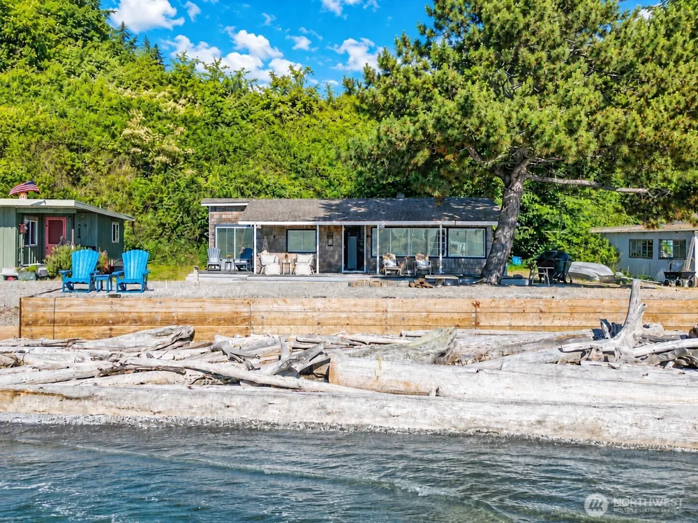 9 I    Hat Island Walk Hat Island, WA 98206