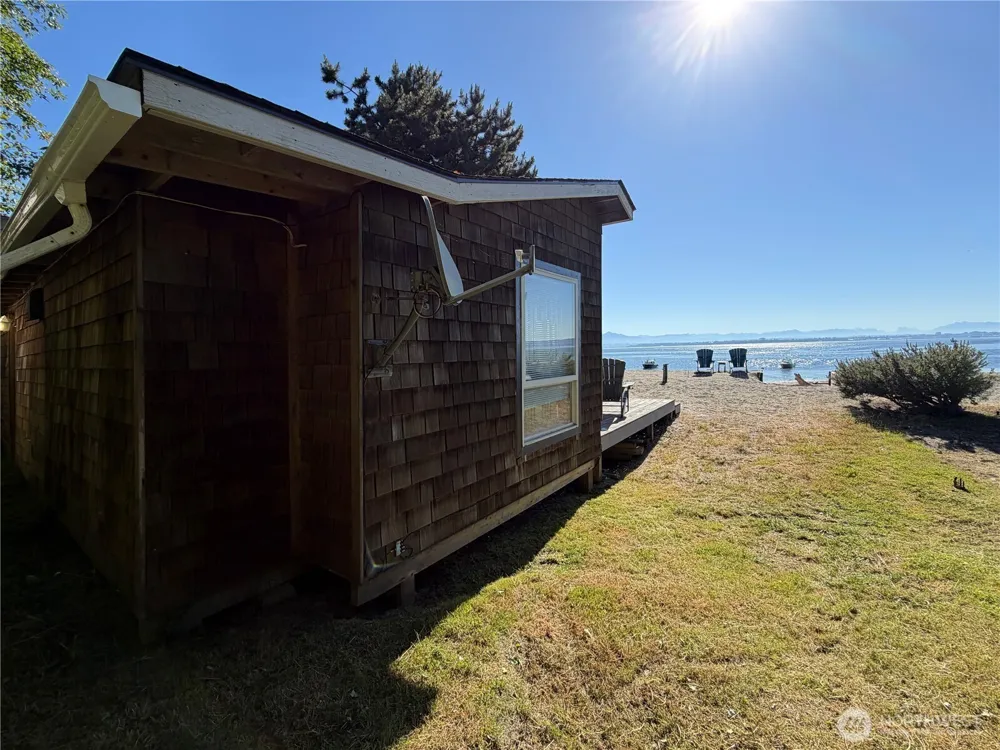 9 I    Hat Island Walk Hat Island, WA 98206