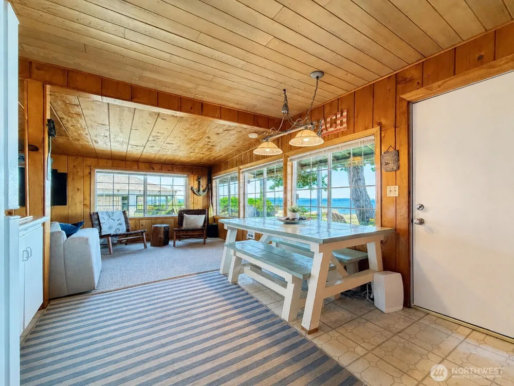 9 I    Hat Island Walk Hat Island, WA 98206
