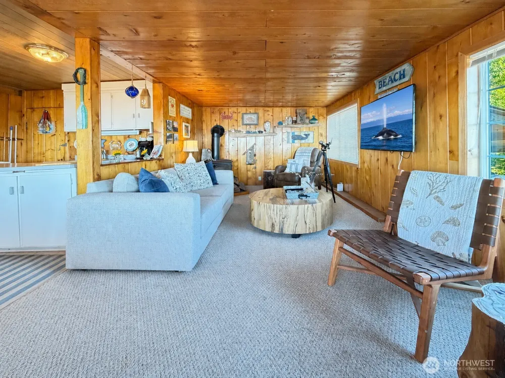 9 I    Hat Island Walk Hat Island, WA 98206
